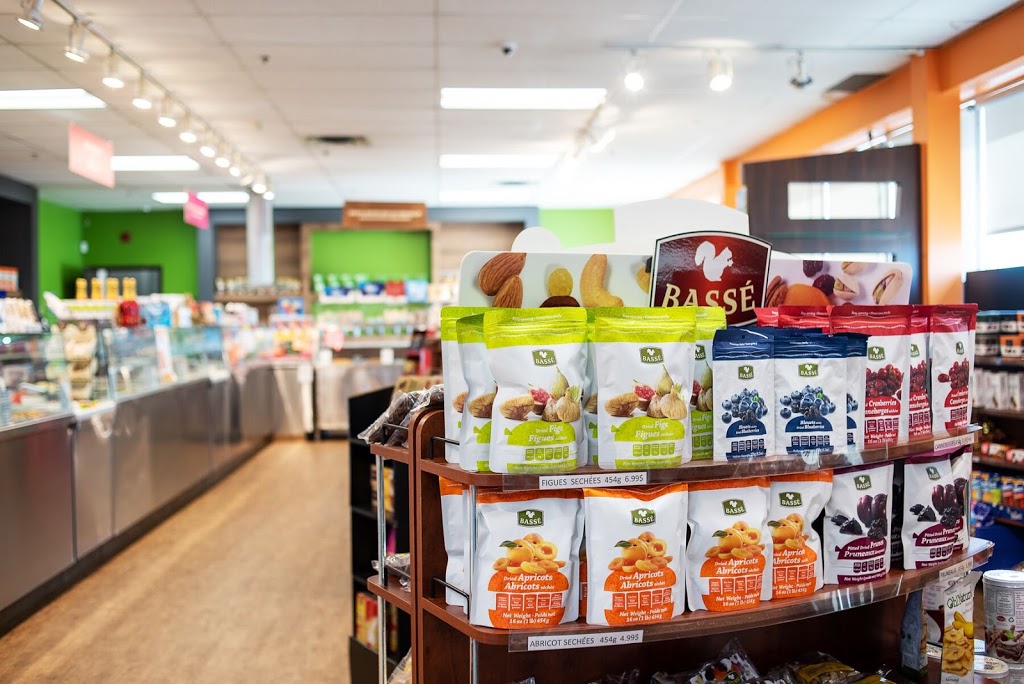 Bassé Nuts | 4555 Desserte Nord Autoroute 440, Laval, QC H7P 4W6, Canada | Phone: (450) 781-1255