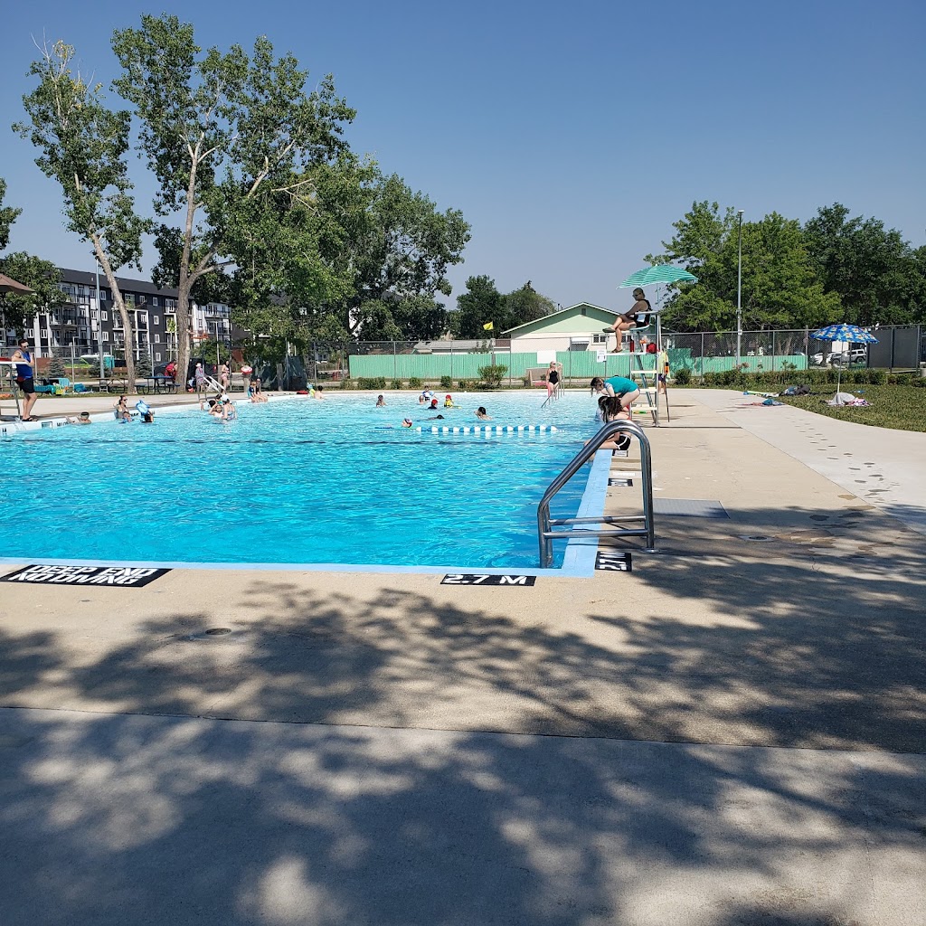 Westdale Community Centre | 550 Dale Blvd, Winnipeg, MB R3R 1P7, Canada | Phone: (204) 895-0317