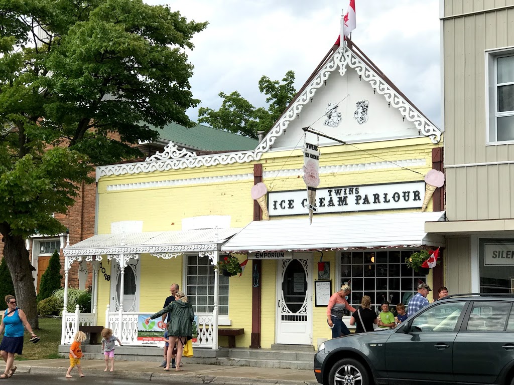 Twins Ice Cream Parlour | 1028 Main, Port Rowan, ON N0E 1M0, Canada | Phone: (519) 586-7994