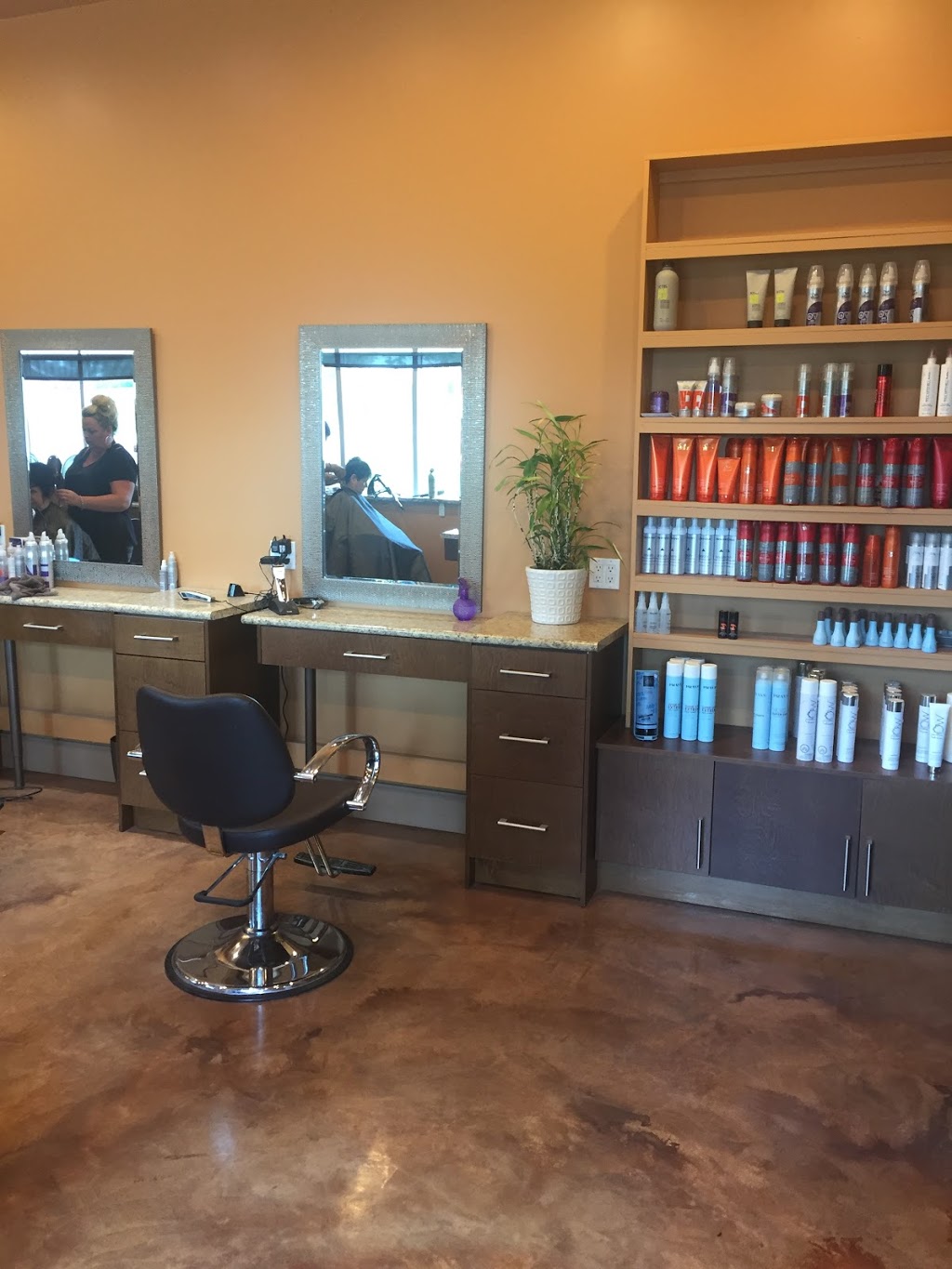 The Bikaté Salon | 117 Haddow Close NW, Edmonton, AB T6R 3W3, Canada | Phone: (780) 435-5264