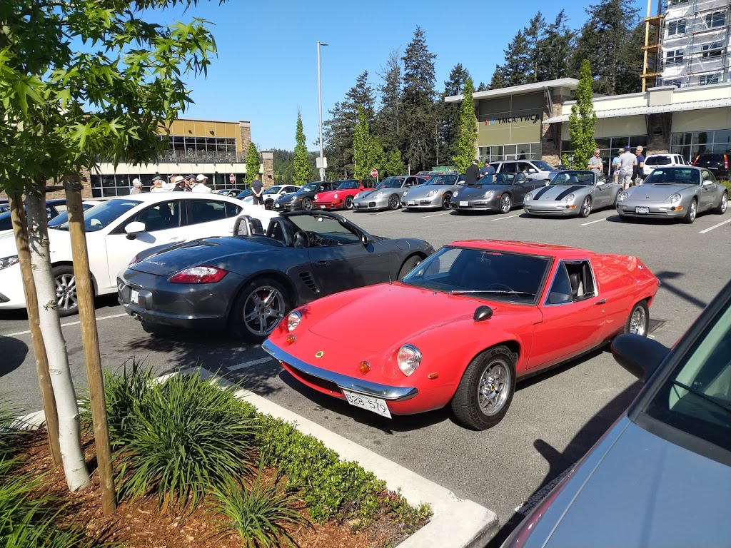 Eagle Creek Village | 29 Helmcken Rd, Victoria, BC V8Z 5G5, Canada | Phone: (778) 265-8838