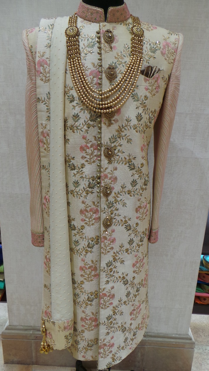 Ash Creations | 545 Steeles Ave W, Brampton, ON L6Y 4E7, Canada | Phone: (905) 456-2274
