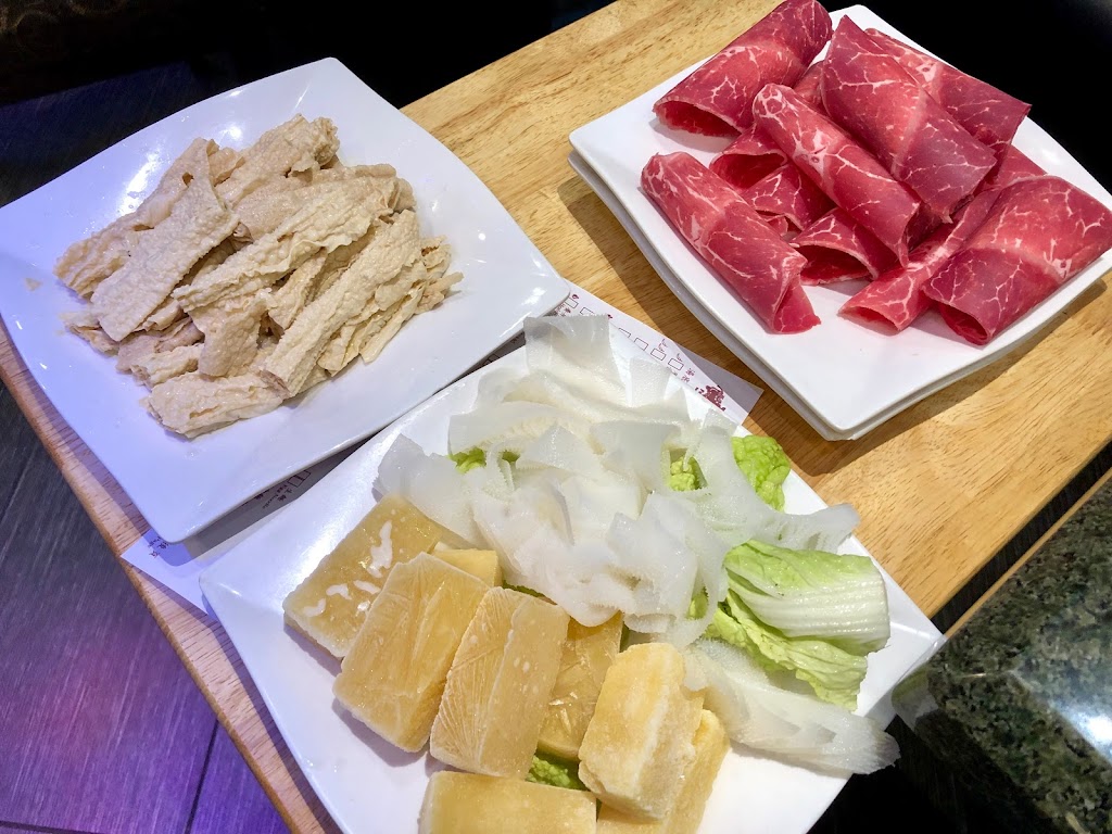 Fatty Cow Seafood Hotpot | 5108 Victoria Dr, Vancouver, BC V5P 3V2, Canada | Phone: (604) 568-6630