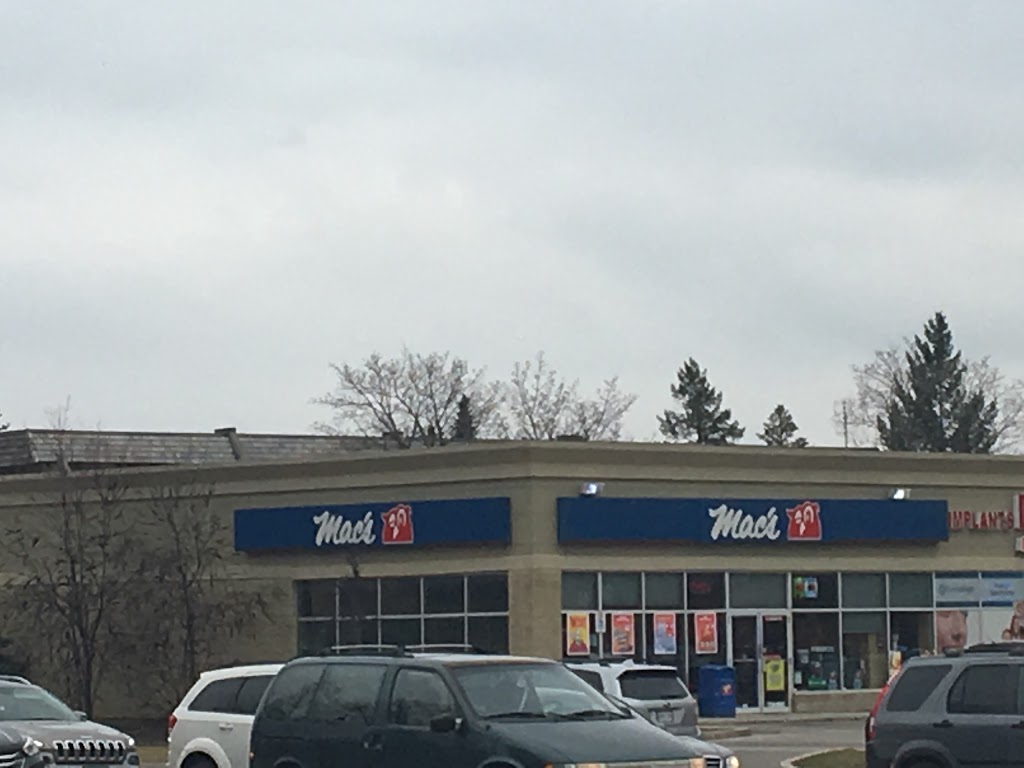 Circle K | 350 Burnhamthorpe Rd E, Mississauga, ON L5A 3S5, Canada | Phone: (905) 279-3613