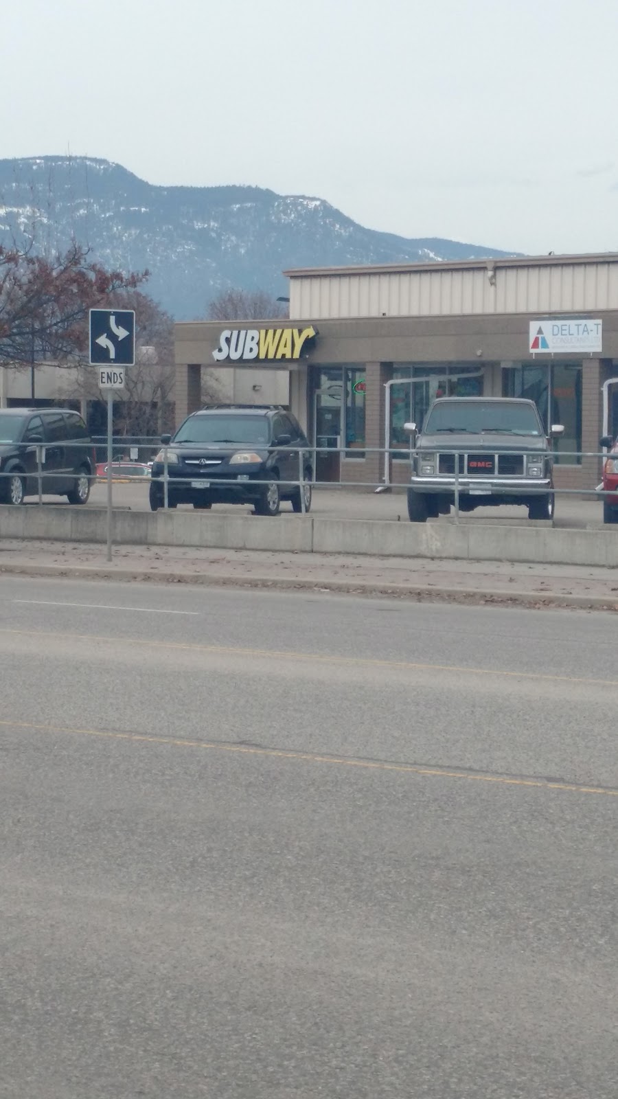 Subway | 1740 Springfield Rd, Kelowna, BC V1Y 5V6, Canada | Phone: (250) 861-1994