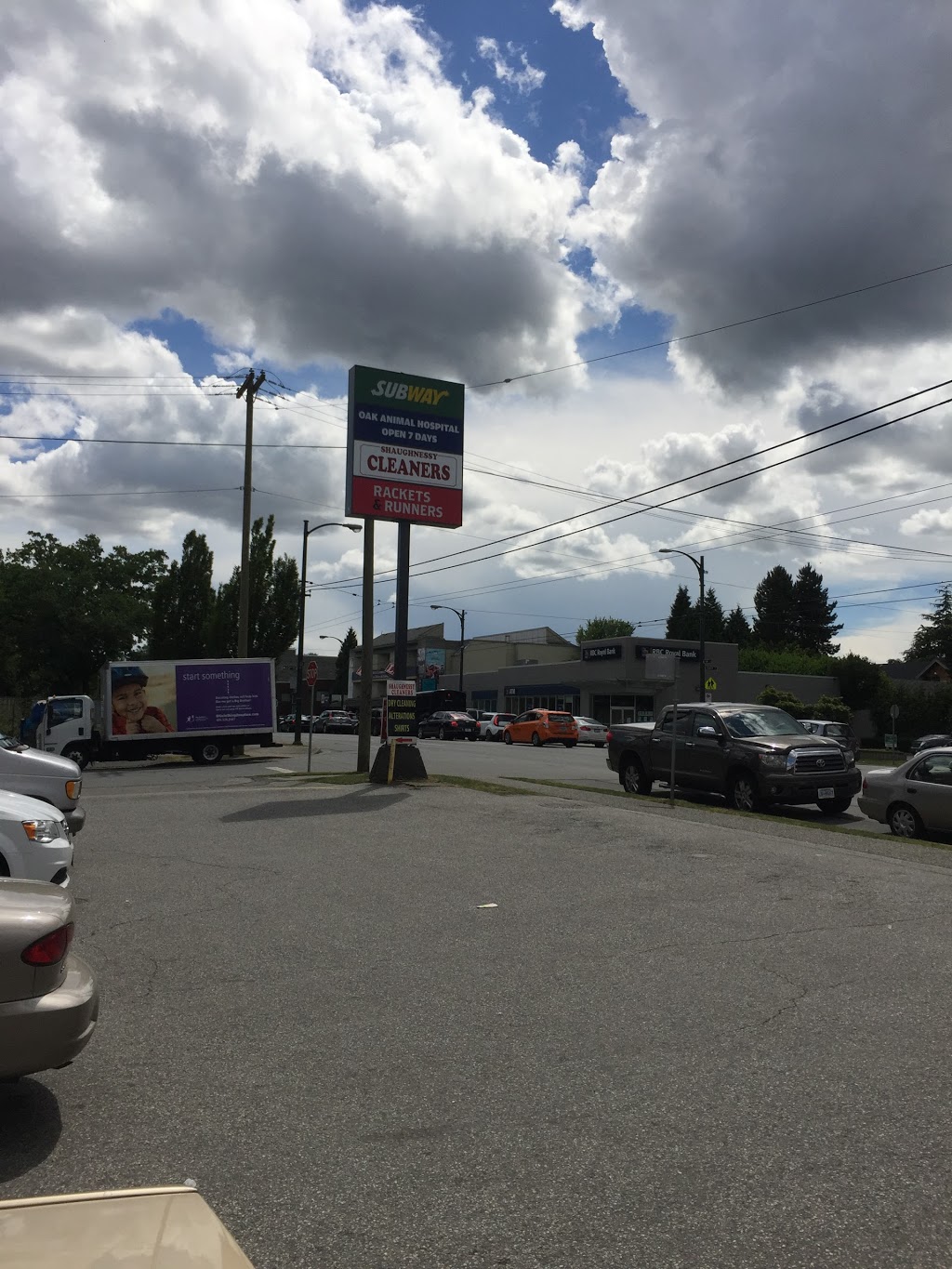 Shaughnessy Cleaners | 3884 Oak St, Vancouver, BC V6H 2M5, Canada | Phone: (604) 738-2426