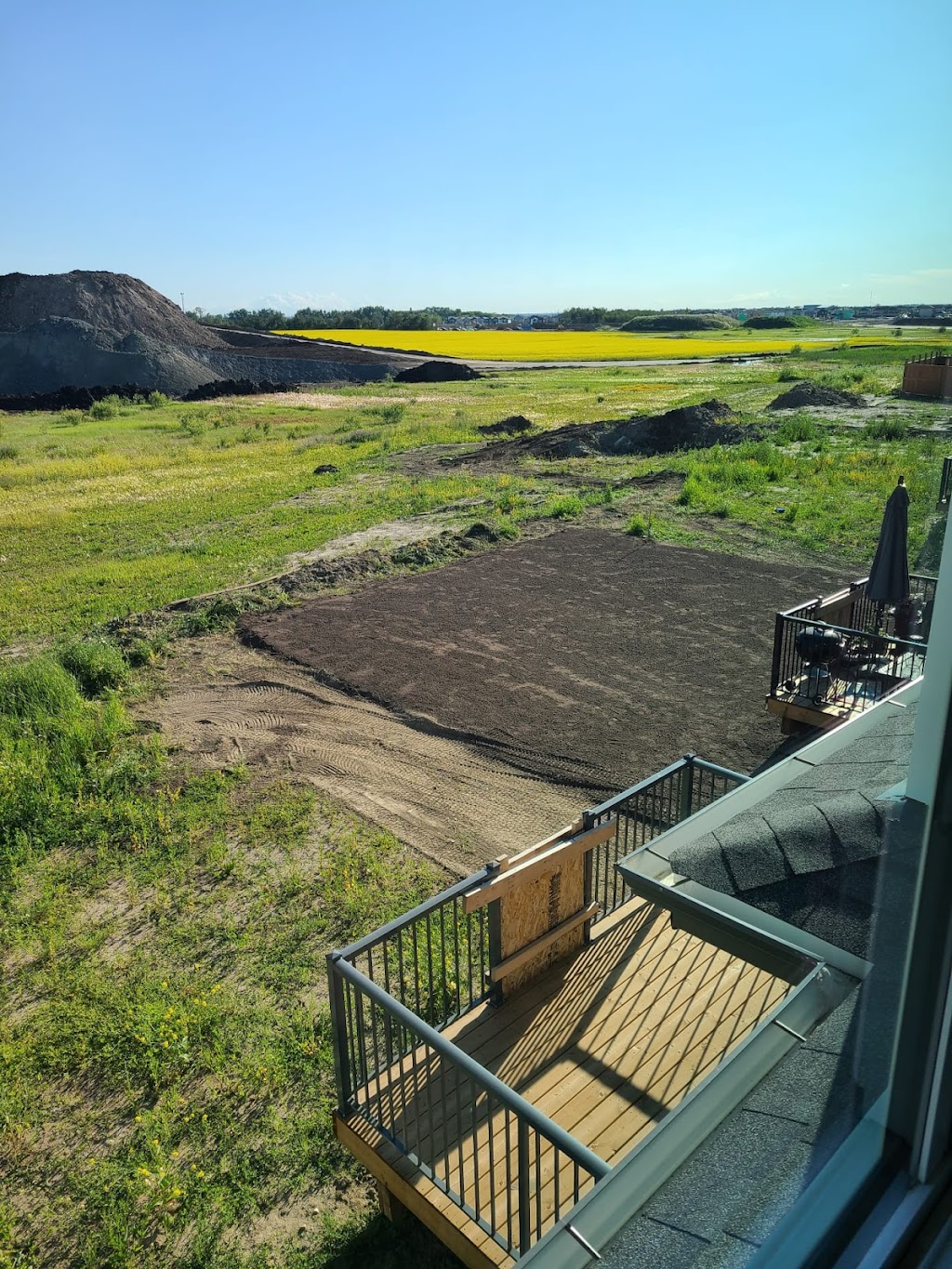 Straw Hats Landscaping Inc. | 821 Morris Ave, Leduc, AB T9E 1E9, Canada | Phone: (416) 272-9246