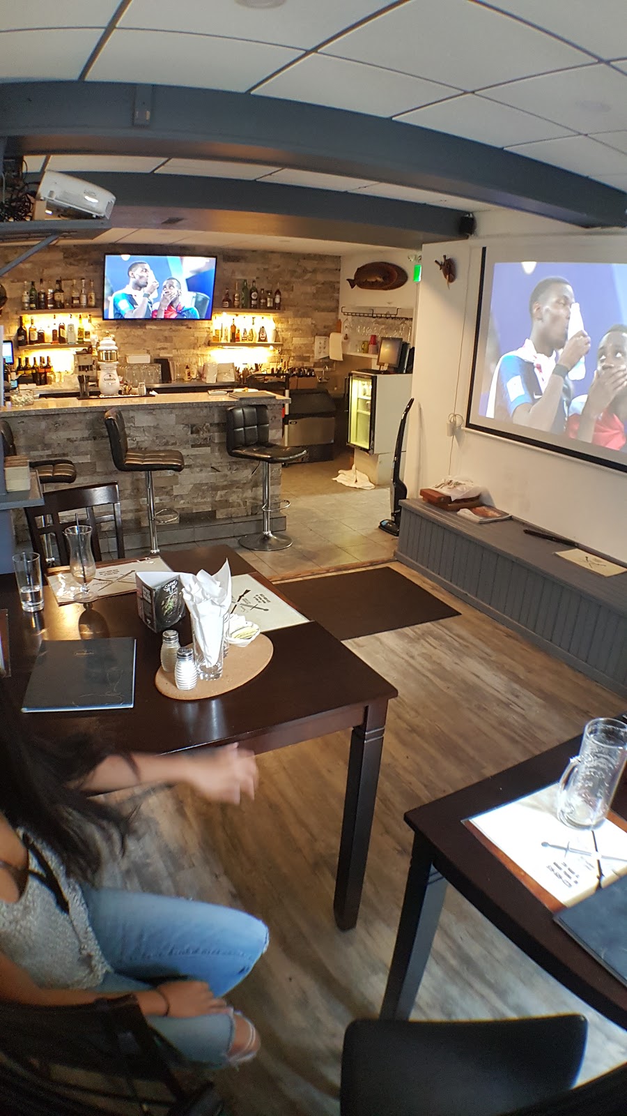 Sword & Musket Restaurant | 236 Main St N, Mount Forest, ON N0G 2L2, Canada | Phone: (519) 509-1228