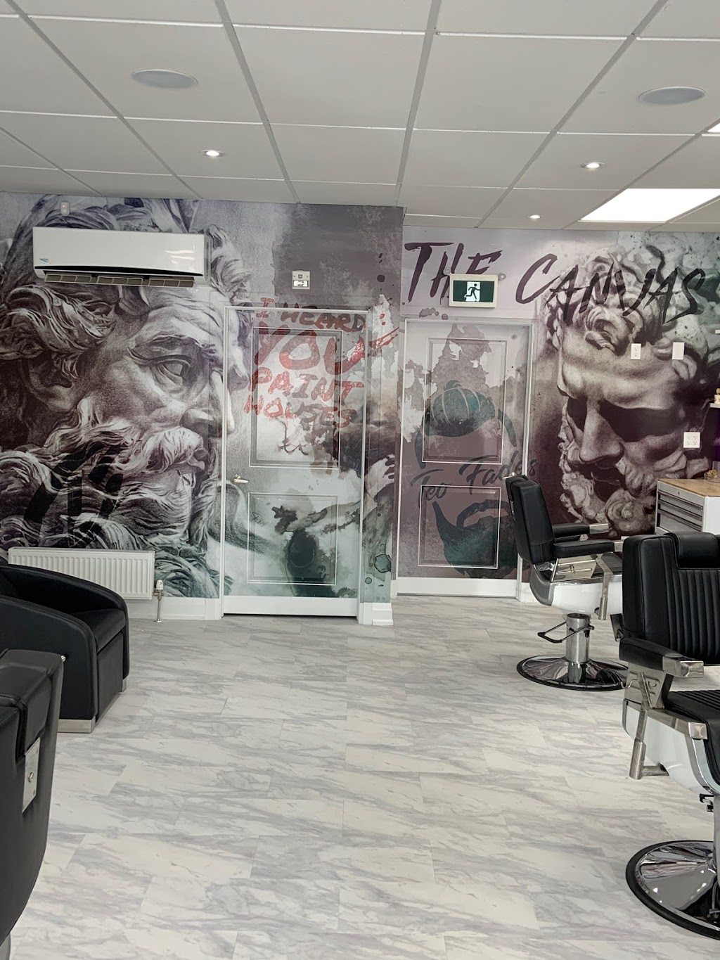 The Canvas Barbershop Aurora | 14810 Yonge St, Aurora, ON L4G 1N3, Canada | Phone: (905) 713-0303