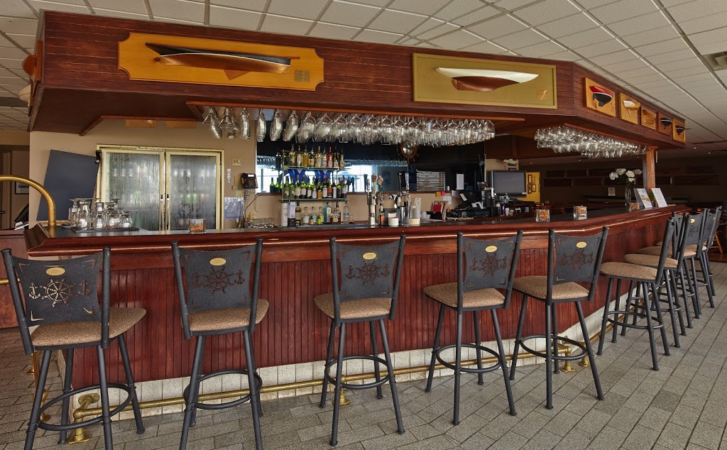 Royal Hamilton Yacht Club | 555 Bay St N, Hamilton, ON L8L 1H1, Canada | Phone: (905) 528-8464