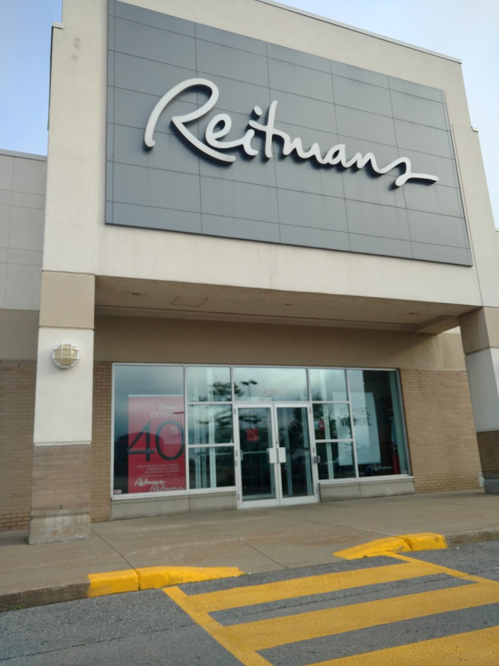 Reitmans | 620 Rue Desserte O, Laval, QC H7X 3S9, Canada | Phone: (450) 969-3506