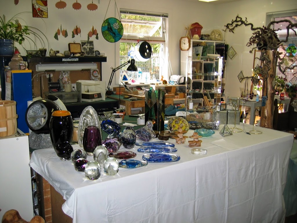 Glass Earth Creations | 82 River St, Sutton, ON L0E 1R0, Canada | Phone: (905) 722-3148
