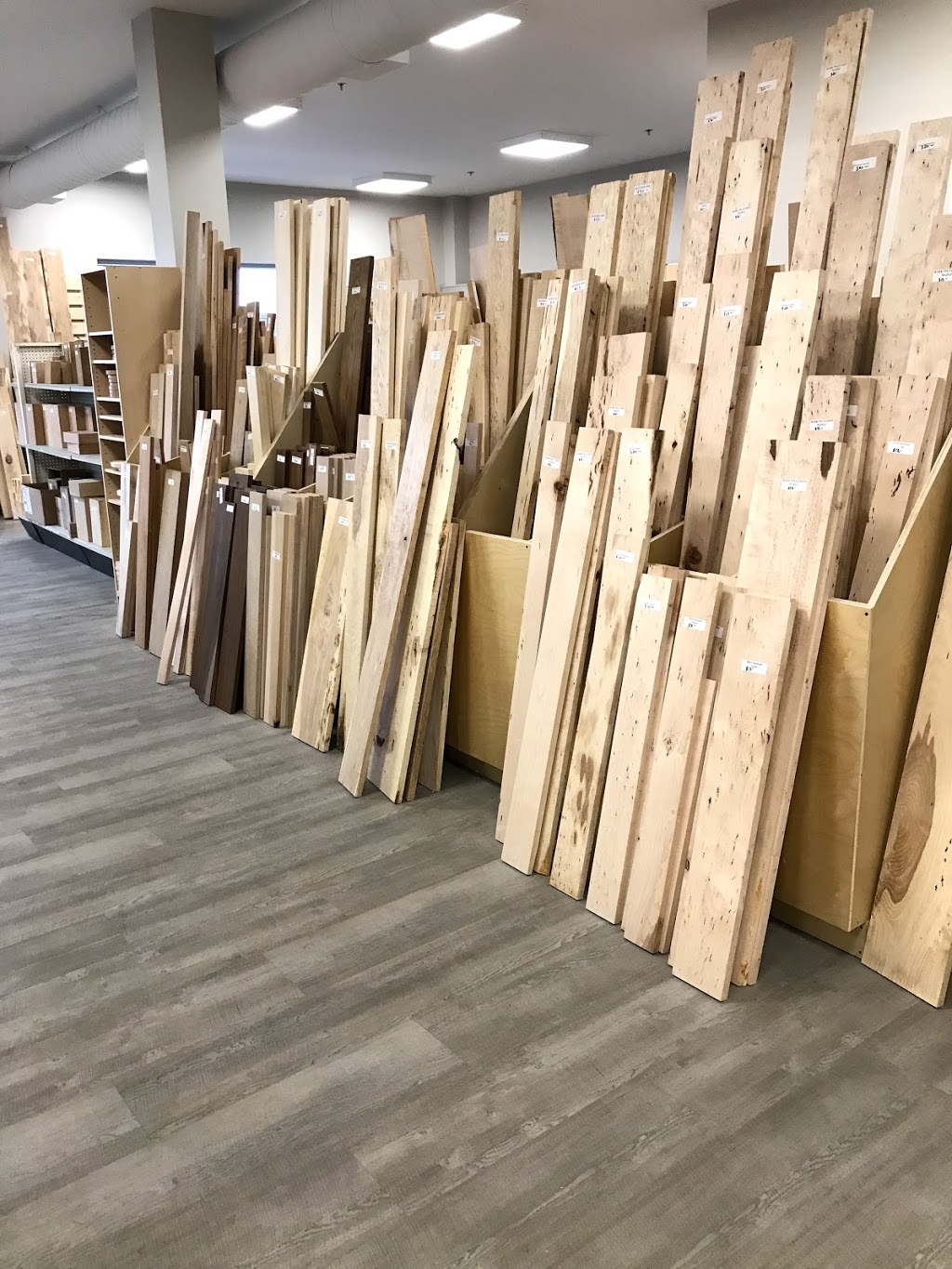 The Wood Shed | 2932 Thompson Rd, Smithville, ON L0R 2A0, Canada | Phone: (905) 957-3933