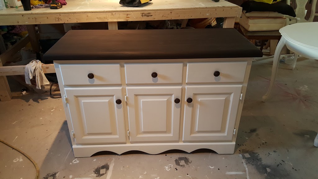 Collingwood Custom Furniture Refinishing | 100 Mountain Rd Unit 1, Collingwood, ON L9Y 3Z8, Canada | Phone: (705) 351-1167