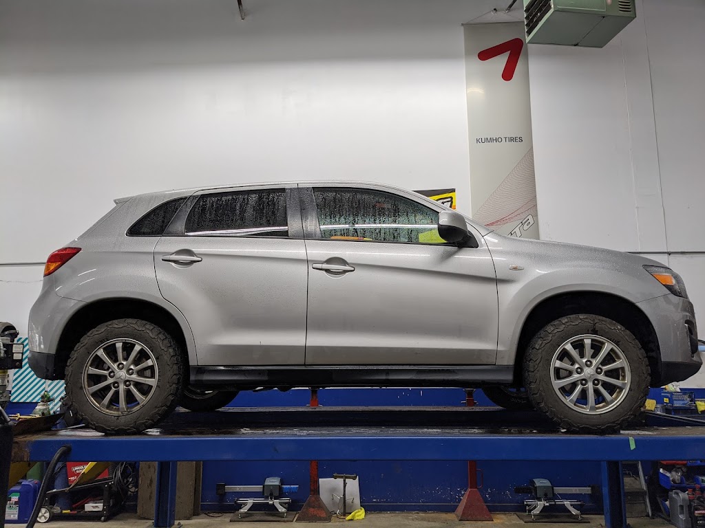 Starcrest Automotive Ltd | 11460 Voyageur Way Unit #6, Richmond, BC V6X 3E1, Canada | Phone: (604) 370-3276
