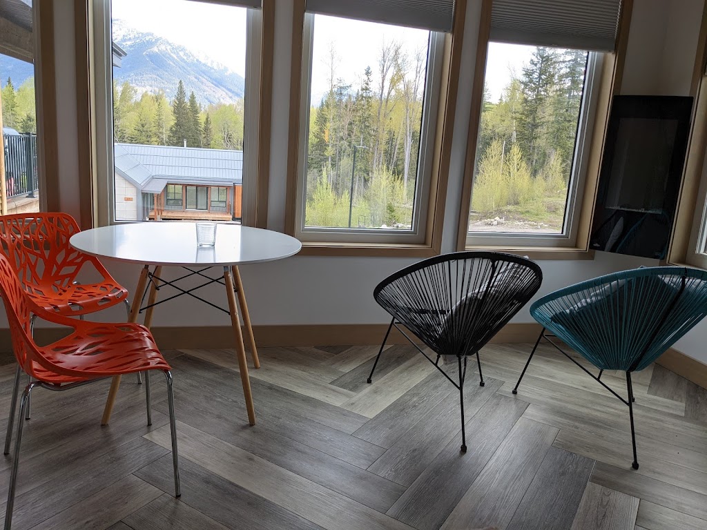 Blackstone Bed & Breakfast | 30 Piedmont Dr, Fernie, BC V0B 1M4, Canada | Phone: (250) 425-3637