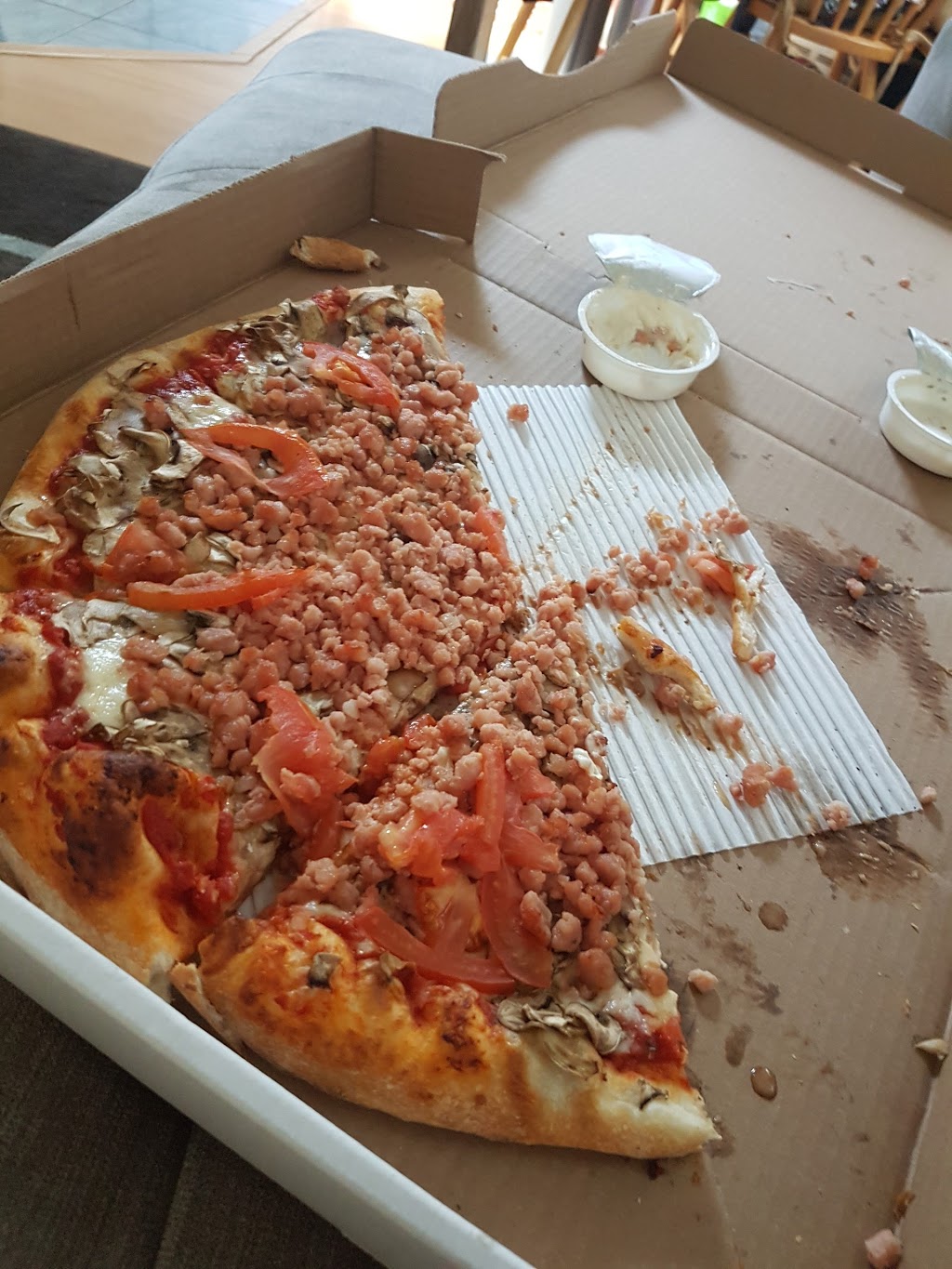 Harry & Gingers Pizza | 281 Pefferlaw Rd, Pefferlaw, ON L0E 1N0, Canada | Phone: (705) 437-1002