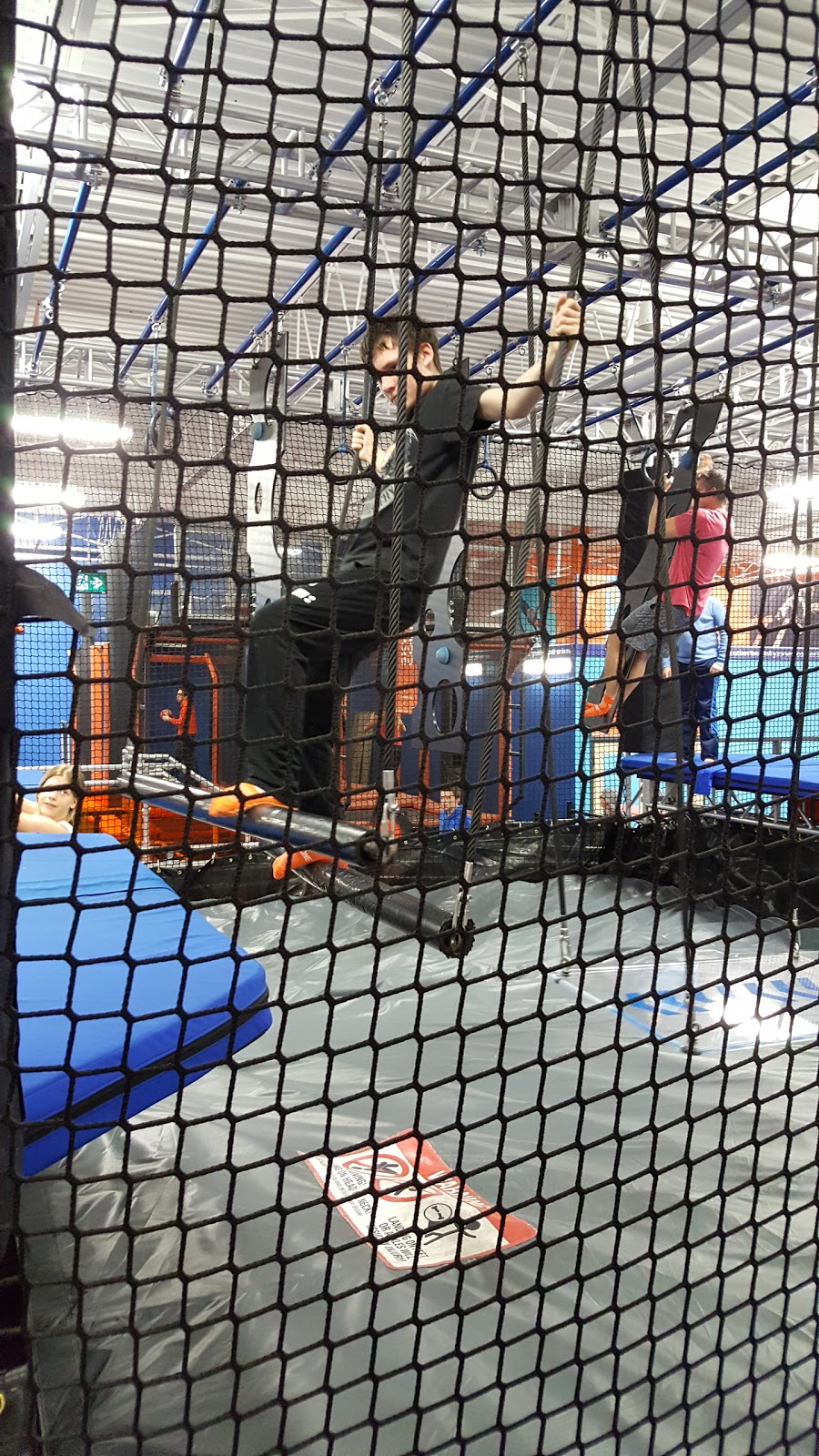 Sky Zone Trampoline Park | 333 Ontario St, St. Catharines, ON L2R 5L3, Canada | Phone: (289) 362-3377
