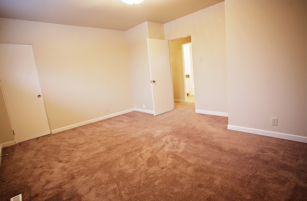 Meadow Park Estates | 100 Gladmer Cres, Saskatoon, SK S7J 2X3, Canada | Phone: (306) 343-3905