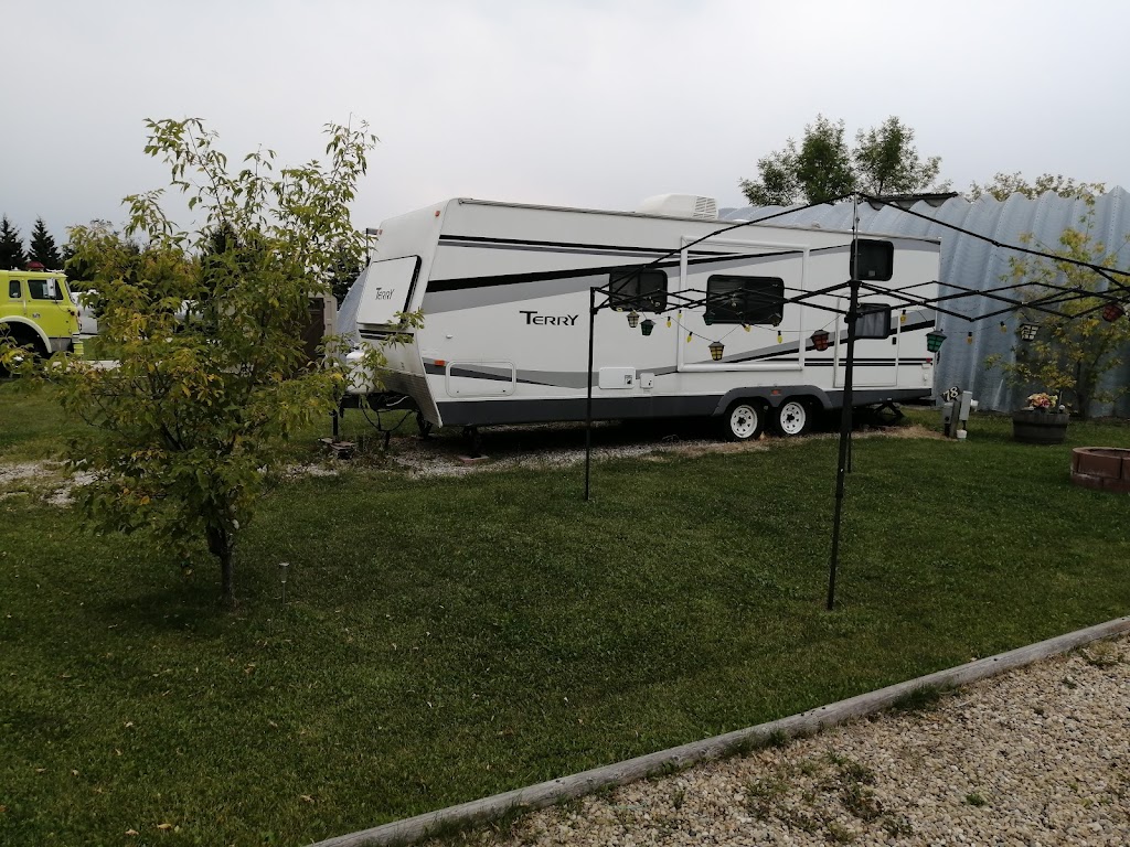 Sunny Siesta RV Park | 38348 AB-781, Sylvan Lake, AB T4E 2J4, Canada | Phone: (403) 887-2173