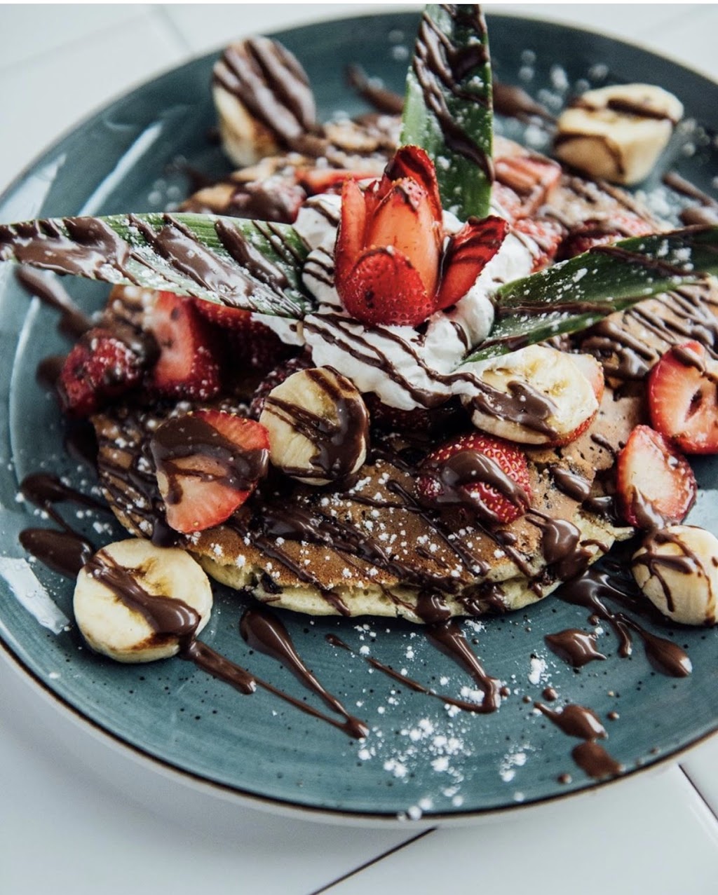 A.M. déjeuner dîner | 199 Boul Labelle, Rosemère, QC J7A 2H2, Canada | Phone: (450) 433-0202