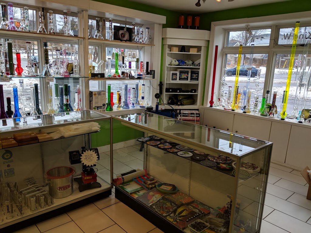 710 Kingston | 692 King St W, Kingston, ON K7M 2E8, Canada | Phone: (613) 929-1210