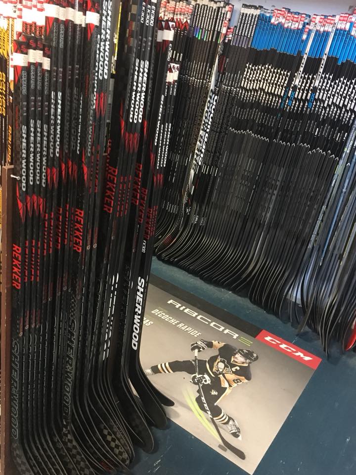 Côme Gauthier Sports Enr | 310 Wilfrid-Lamarche, Saint-Constant, QC J5A 1W2, Canada | Phone: (450) 635-2131