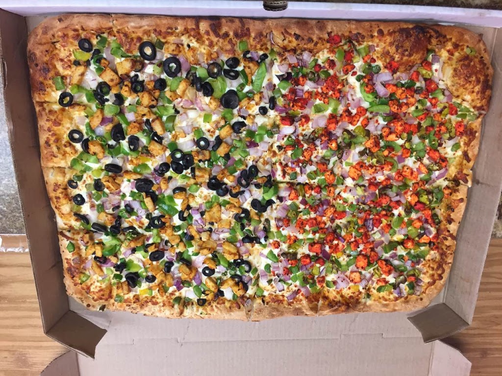 Lava Pizza & Wings | 550 Fennell Ave E, Hamilton, ON L8V 5S9, Canada | Phone: (905) 574-6666