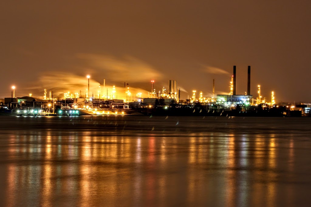 Imperial Oil | 602 Christina St S, Sarnia, ON N7T 7M5, Canada | Phone: (705) 300-4610