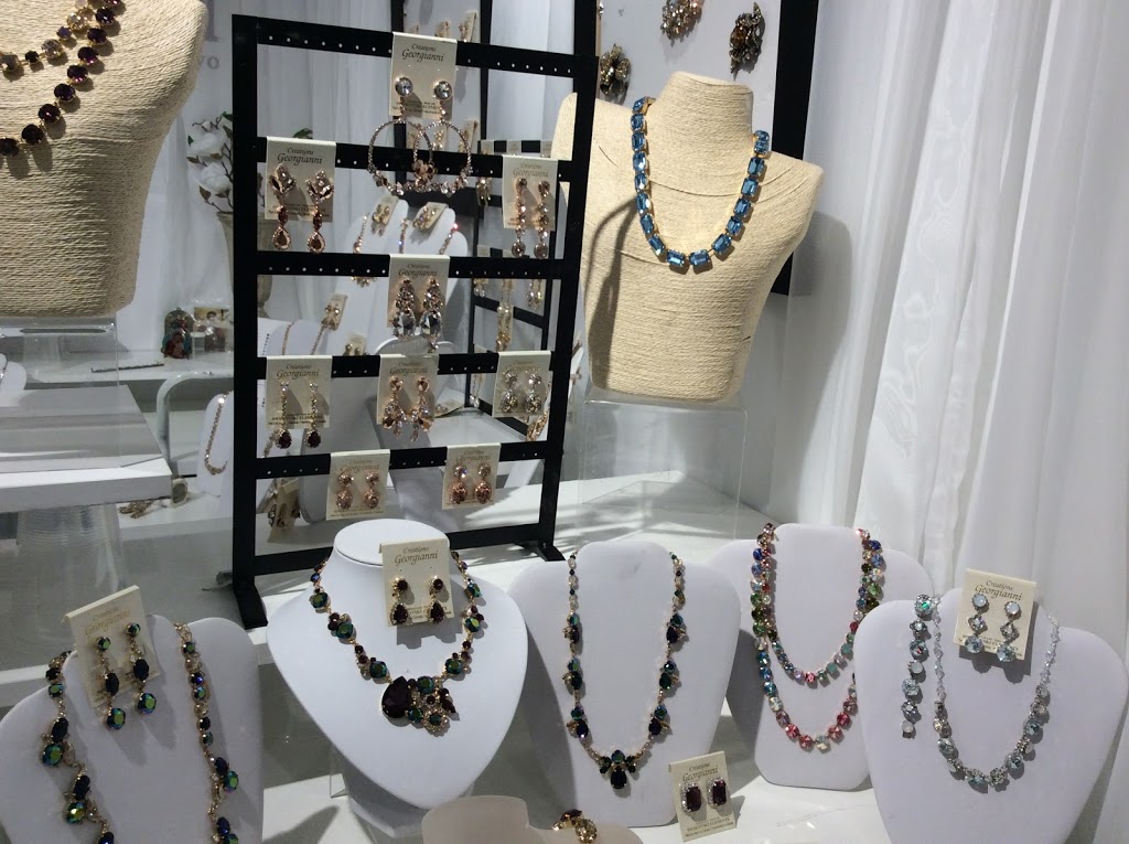 Creations Georgianni | 4357 Boul Notre-Dame, Laval, QC H7W 1T3, Canada | Phone: (450) 973-2807