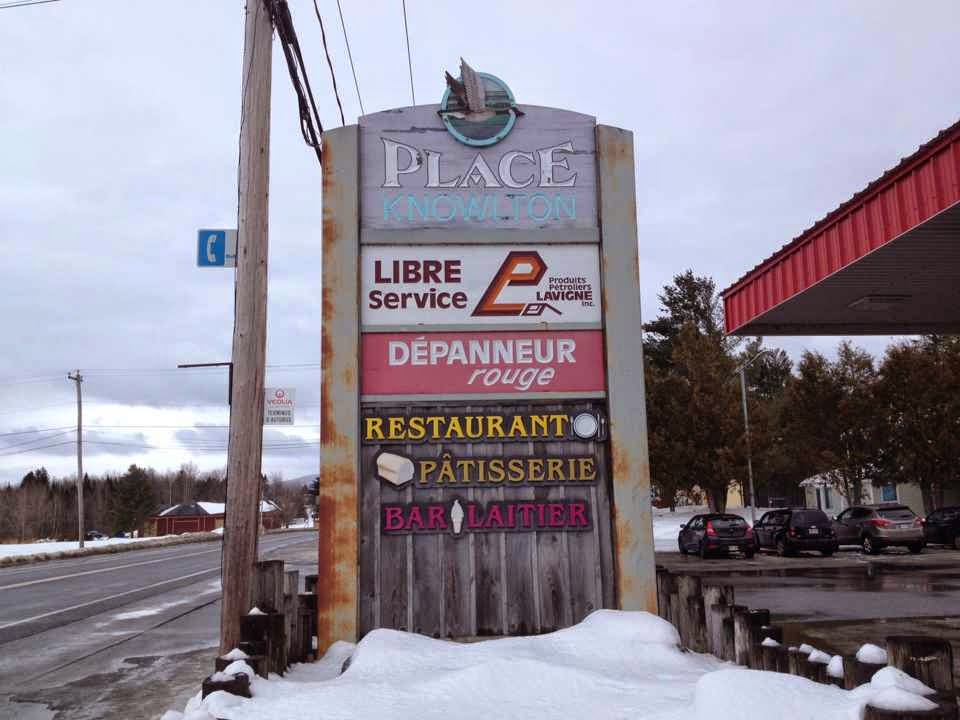 Dépanneur Rouge Inc | 483, ch de Knowlton RR 1, Knowlton, QC J0E 1V0, Canada | Phone: (450) 243-0330