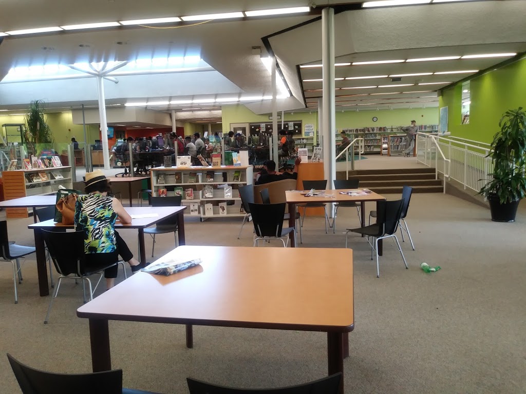 Malton Library | 3540 Morning Star Dr, Mississauga, ON L4T 1Y2, Canada | Phone: (905) 615-4640