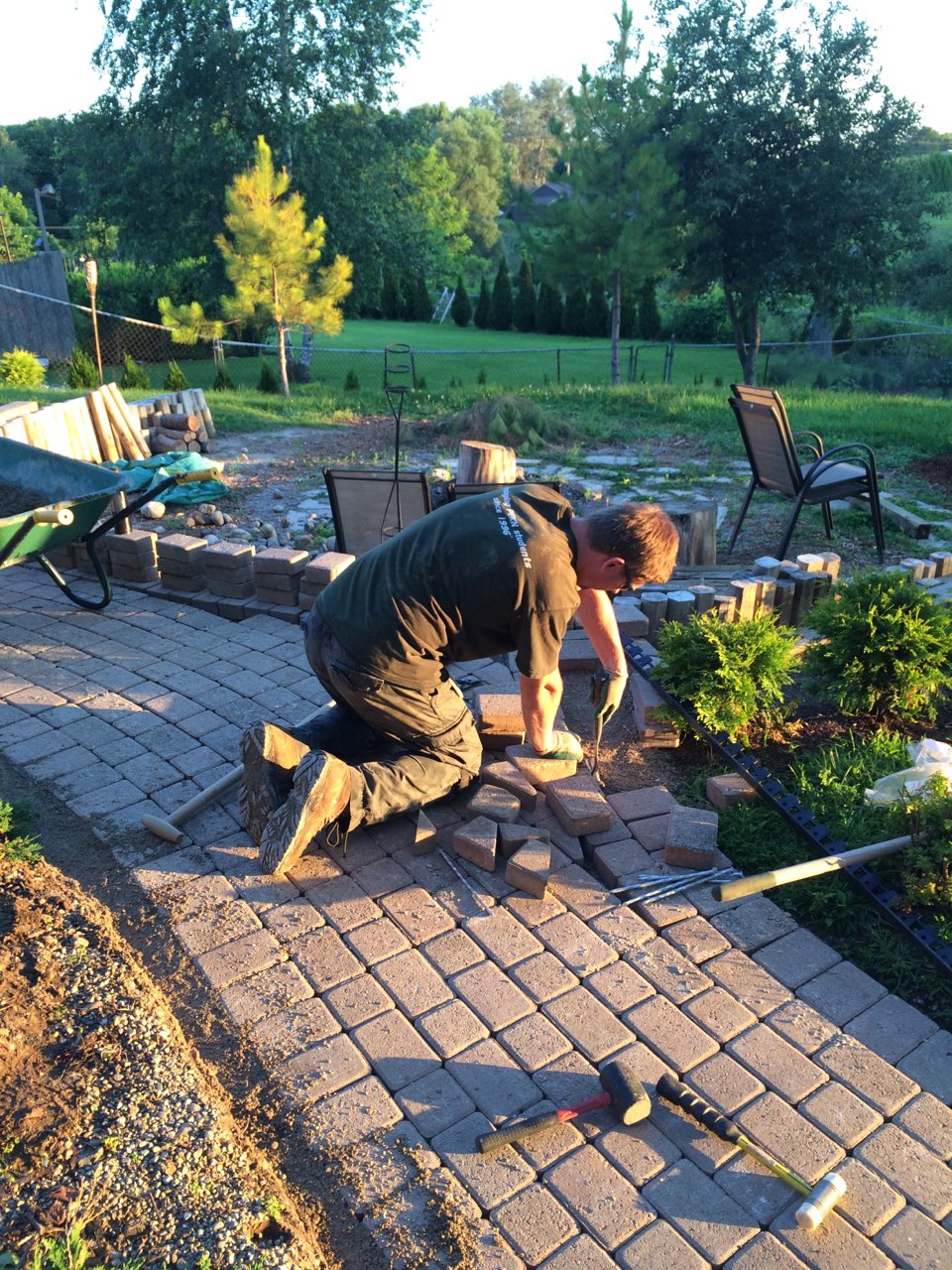 Good Lookin Lawn Care & Landscaping | 135148 13 Line, Thamesford, ON N0M 2M0, Canada | Phone: (519) 993-6606