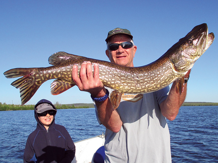 Laurie River Lodge Ltd | RR 2 Stn Main, Ponoka, AB T4J 1R2, Canada | Phone: (800) 426-2533
