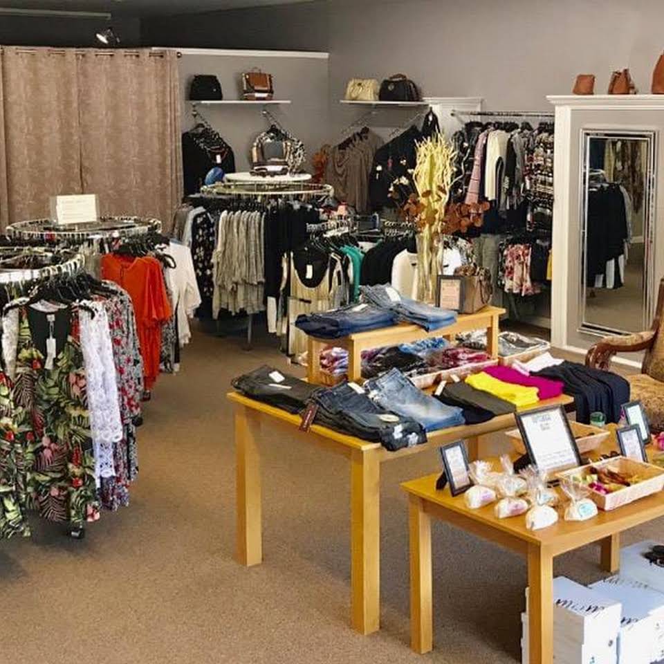 La Moda e Bella | 35447 23 Mile Rd, New Baltimore, MI 48047, USA | Phone: (586) 684-3439