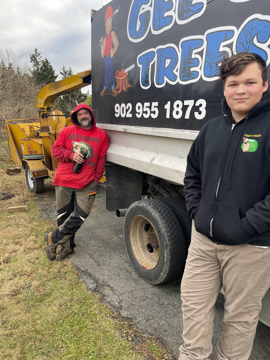 Gees Trees | 3354 Clam Harbour Rd, Clam Harbour, NS B0J 2L0, Canada | Phone: (902) 955-1873