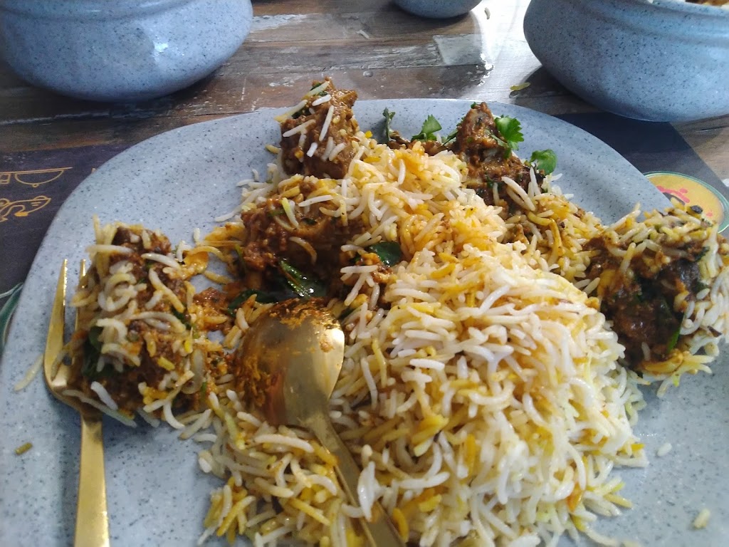 Nawabs Indian Cuisine | 1348 Kennedy Rd, Scarborough, ON M1P 2L7, Canada | Phone: (416) 750-7666