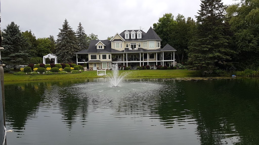 Nestleton Waters Inn | 3440 Beacock Rd, Nestleton Station, ON L0B 1L0, Canada | Phone: (905) 986-0670