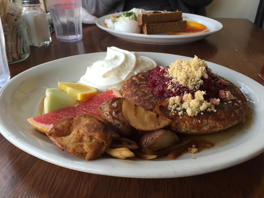 Mitzis Cafe | 100 Sorauren Ave, Toronto, ON M6R 2C9, Canada | Phone: (416) 588-1234