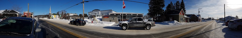 Rossy | 70 Rue Gagné, Sacré-Coeur, QC G0T 1Y0, Canada | Phone: (418) 236-4711