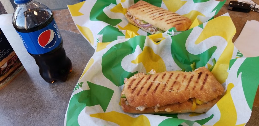 Subway | 20 Carrefour Du Plateau, Gatineau, QC J9A 3A2, Canada | Phone: (819) 775-4224