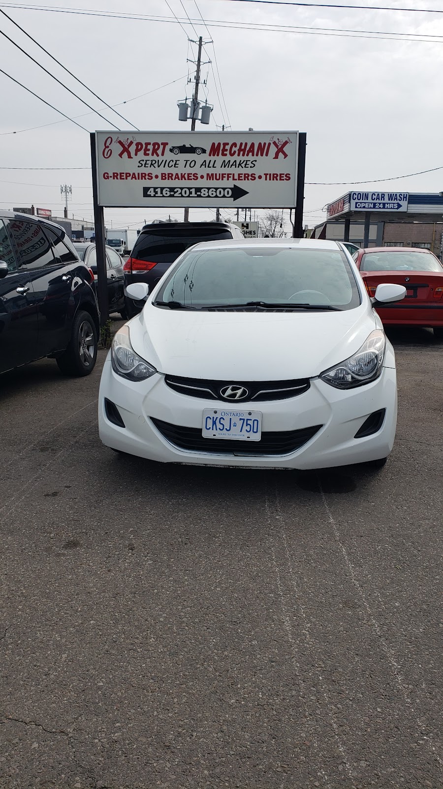 Tow truck | 6730 Opera Glass Crescent, Mississauga, ON L5W 1R7, Canada | Phone: (365) 324-2495