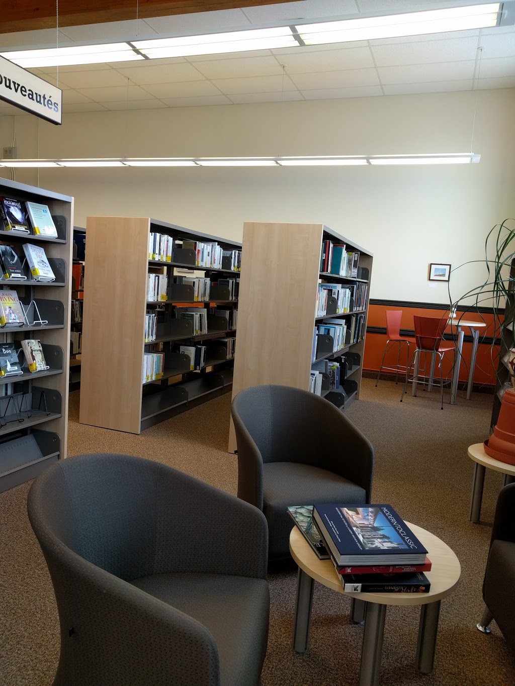 Library De Berthierville | 840 Rue Giroux, Berthierville, QC J0K 1A0, Canada | Phone: (450) 836-7035 ext. 4022