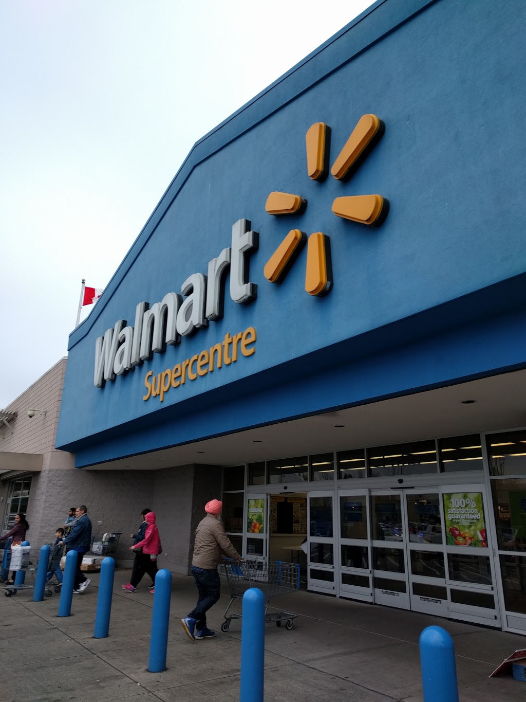 Walmart Smiths Falls Supercentre | 114 Lombard St, Smiths Falls, ON K7A 5B8, Canada | Phone: (613) 284-0838