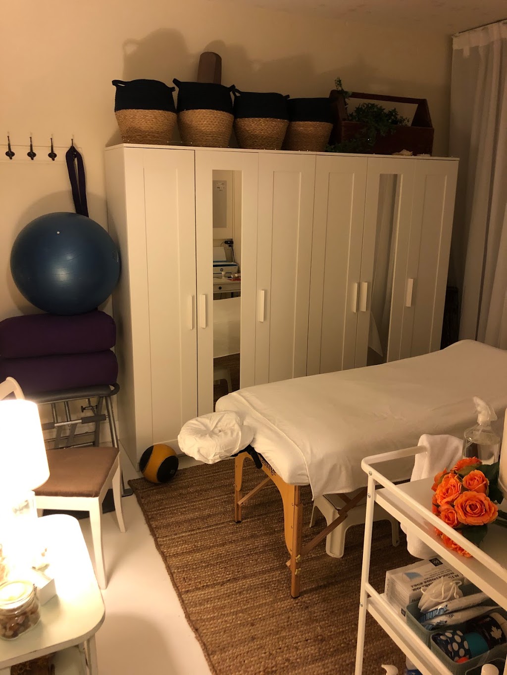 ​Jennifer Slauenwhite, RMT | 11870 232 St, Maple Ridge, BC V2X 6S9, Canada | Phone: (604) 789-9054
