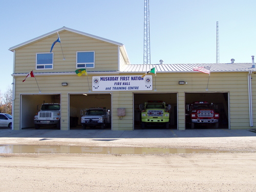 Esso | River Rd N #47, Muskoday, SK S0J 3H0, Canada | Phone: (306) 764-1300