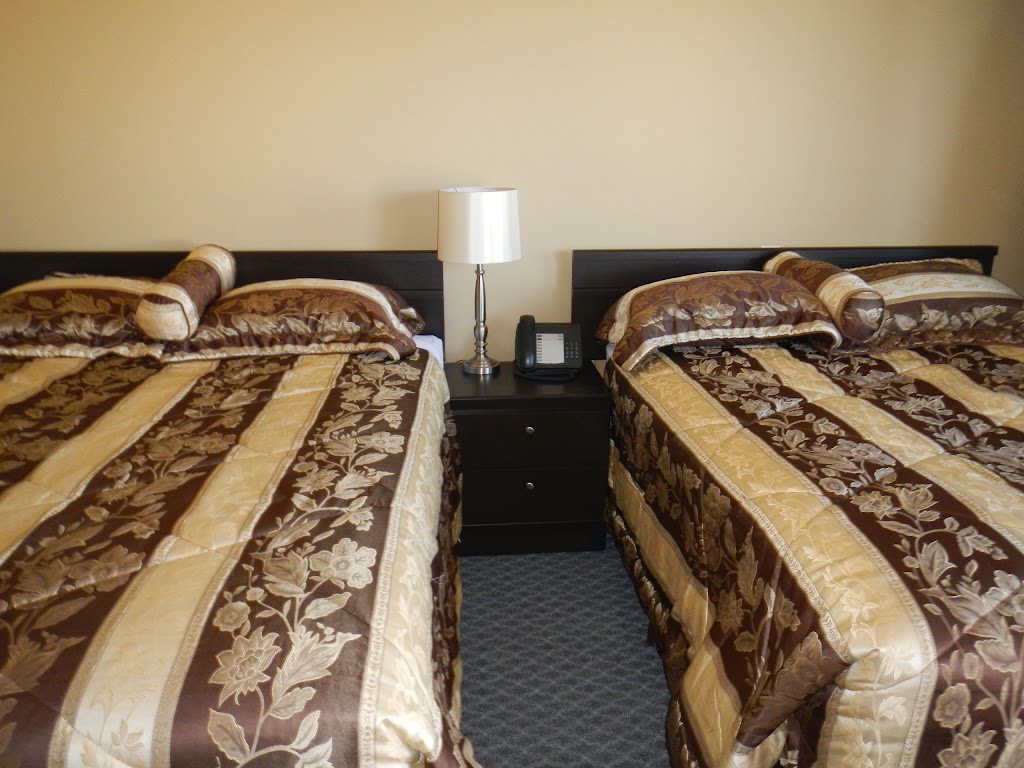 Voyageur Motel | 4035 45 St, Rocky Mountain House, AB T4T 1B1, Canada | Phone: (403) 845-3381