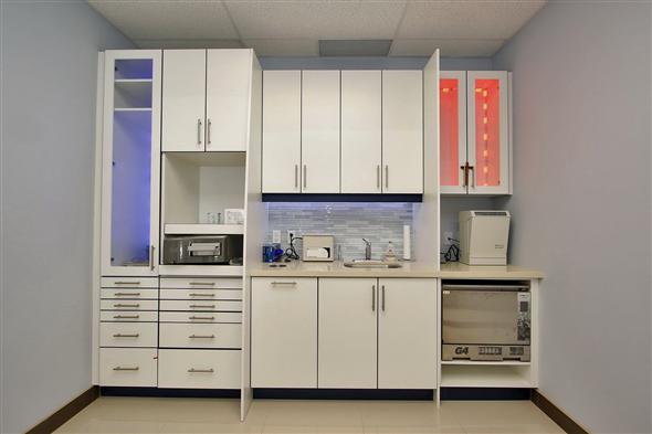 KARAS DENTAL CLINIC | 308 Guelph St, Georgetown, ON L7G 4B1, Canada | Phone: (905) 702-9700