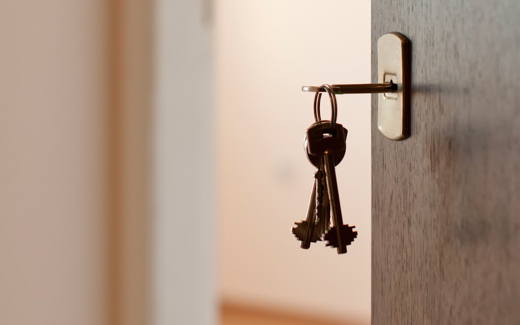 Carefree Property Management | 61 Bayview Dr, St. Catharines, ON L2N 4Y5, Canada | Phone: (289) 213-1469