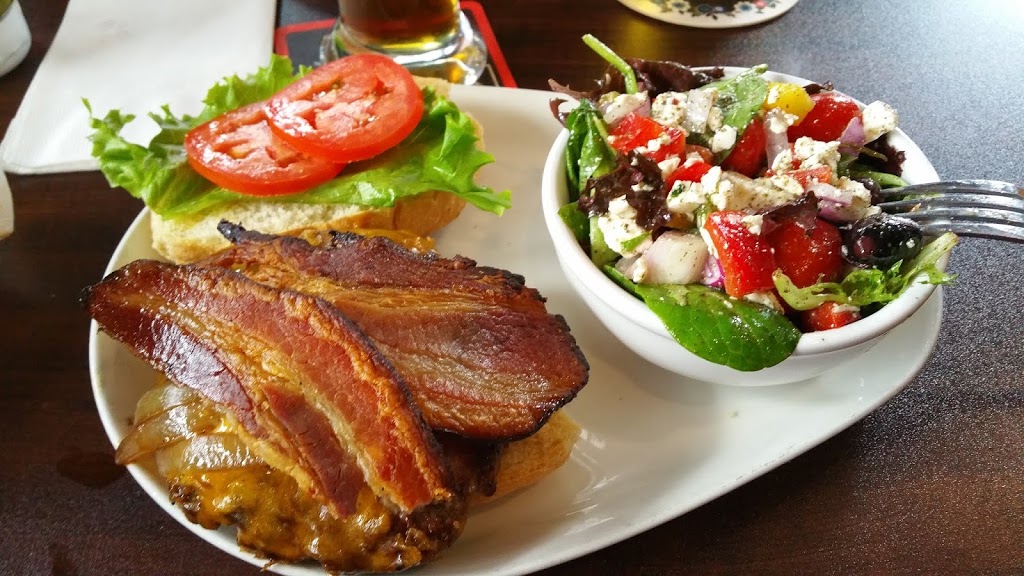 The Bent Elbow | 2880 King St E, Kitchener, ON N2A 1A7, Canada | Phone: (519) 208-0202